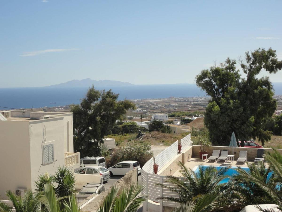 Triena Apartments Fira  Eksteriør billede