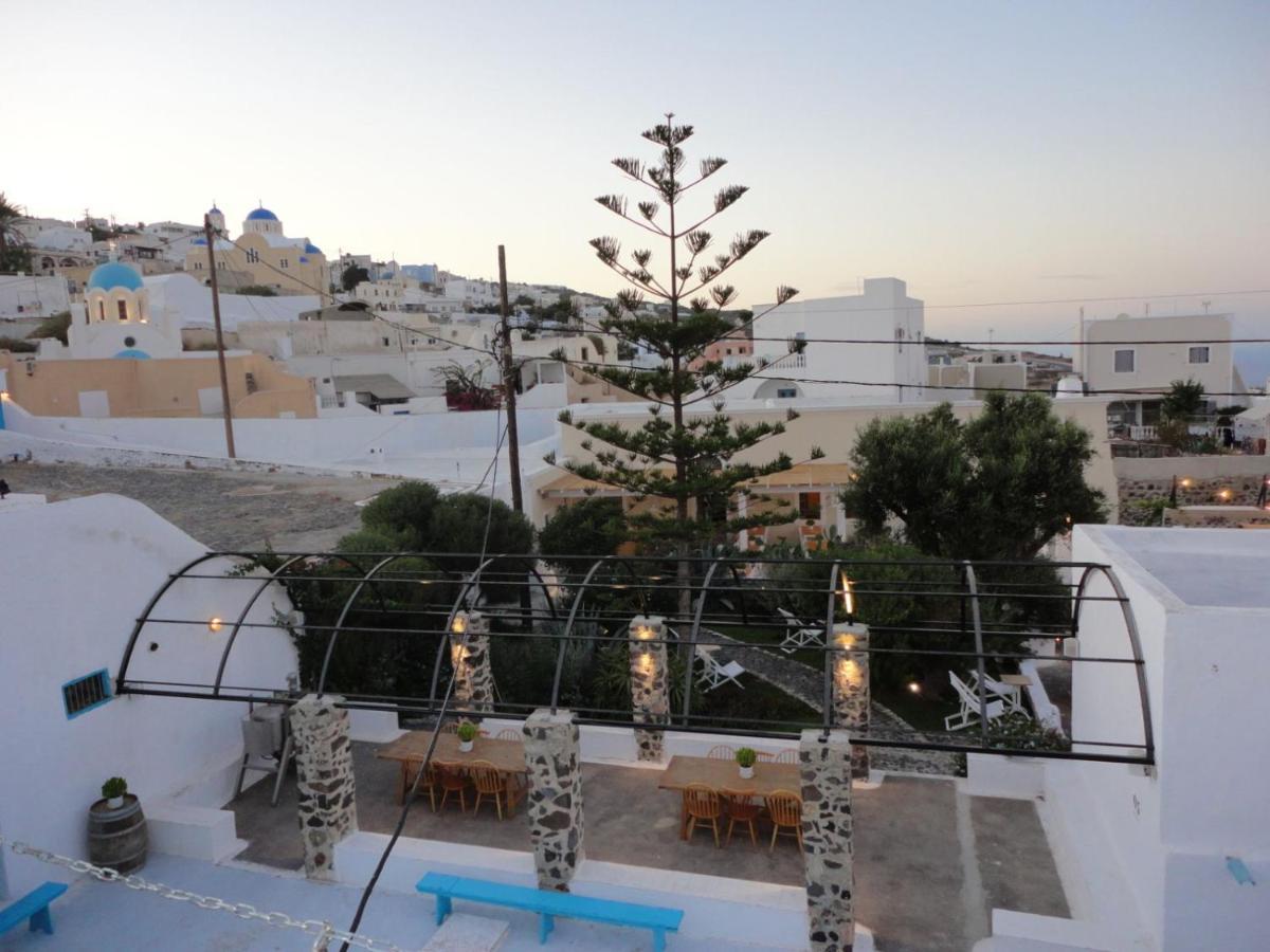 Triena Apartments Fira  Eksteriør billede